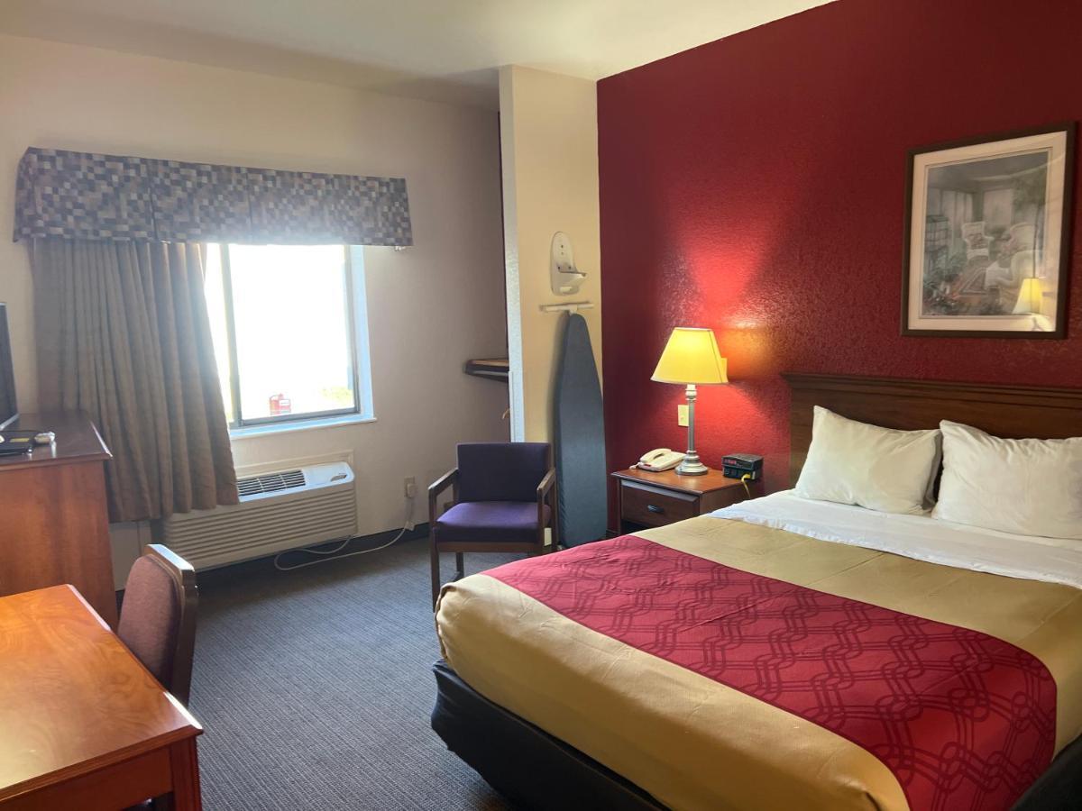 Express Inn & Suites Decatur Ngoại thất bức ảnh