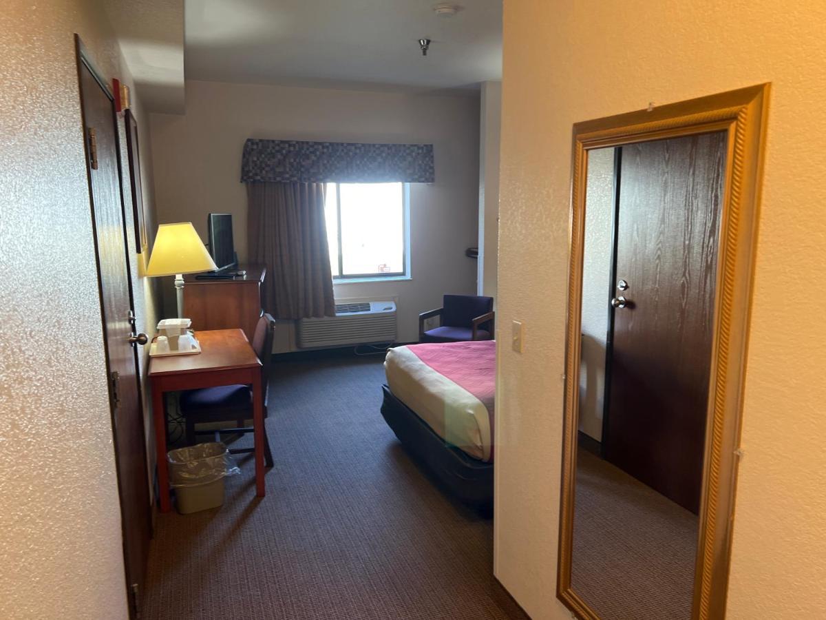 Express Inn & Suites Decatur Ngoại thất bức ảnh