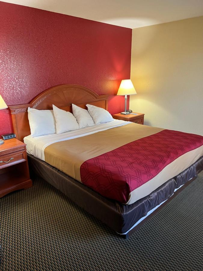 Express Inn & Suites Decatur Ngoại thất bức ảnh